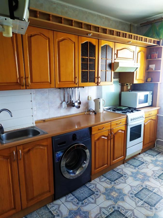Appartement Ильинская 3К Посуточно Почасово à Soumy Extérieur photo